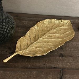 MICHAEL ARAM LEAF TRAY